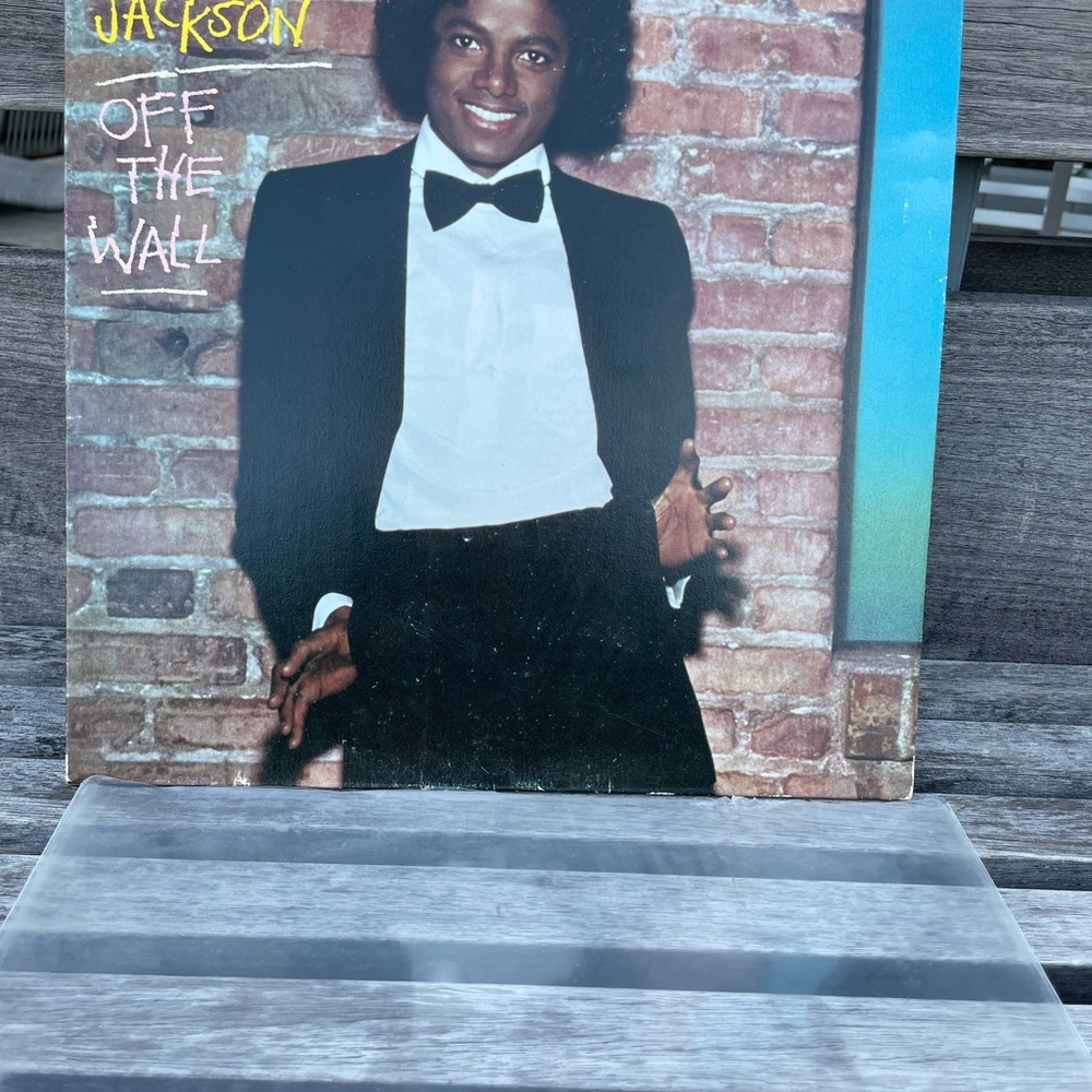 Michael Jackson Off the Wall - Picture 6 of 6